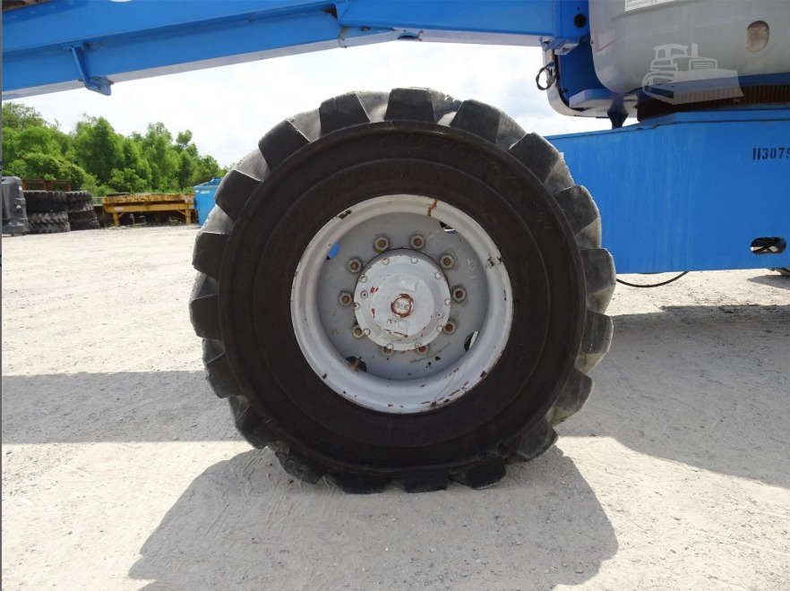 Sold - Telescopic Boom Lift - View 3